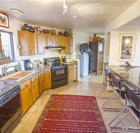 Sunlit Hills Art And Views Three-bedroom Holiday home Santa Fe